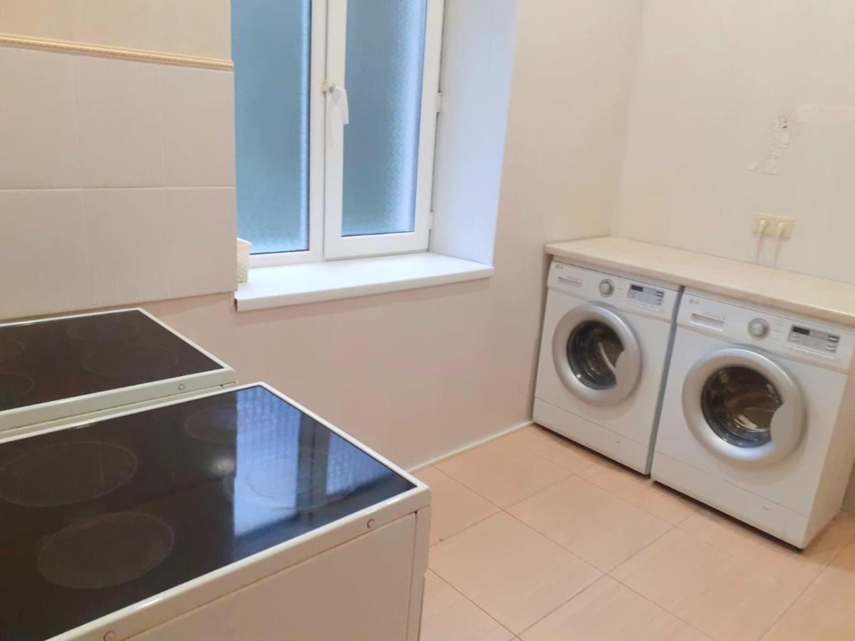 Guest House Gorny Ruchei Гагра Екстериор снимка